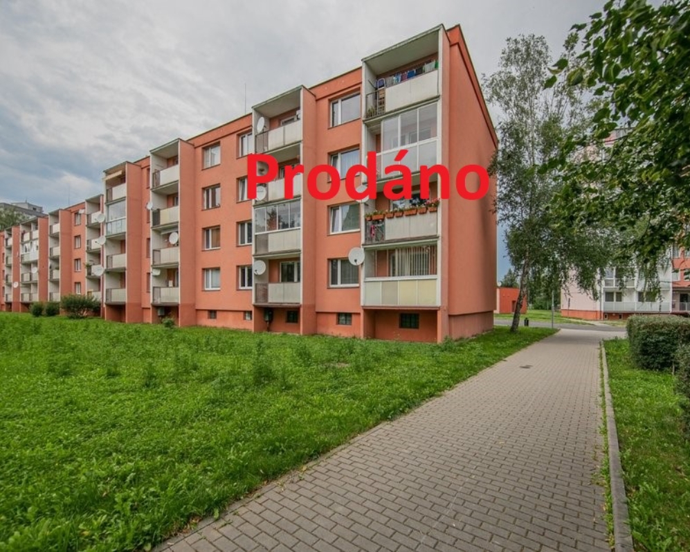 MOHELNICE  - byt 2+1 52 m²