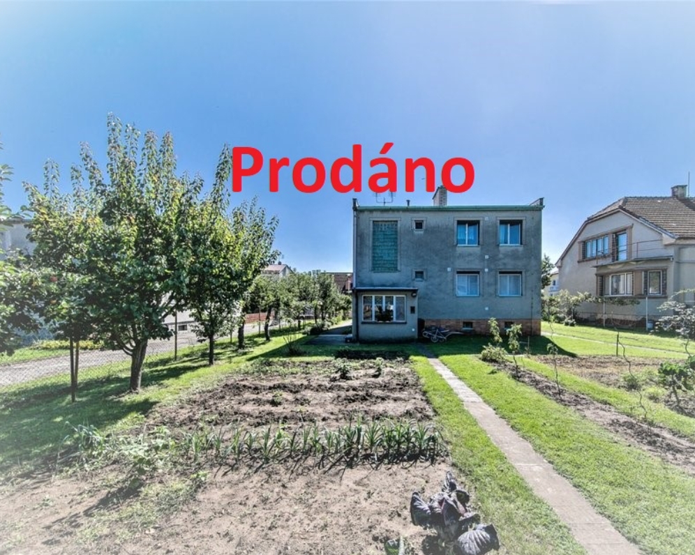 RODINNÝ DŮM – Dub nad Moravou 2x 3+1 108 m² , se zahradou 1.172 m²